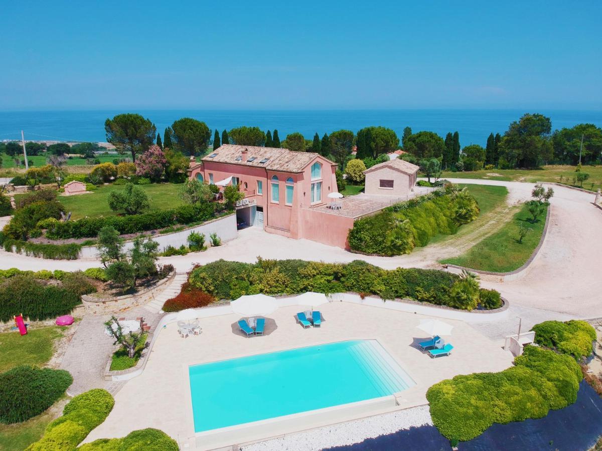 Nontiscordardime B&B Villa Agriturismo Civitanova Marche Exteriér fotografie